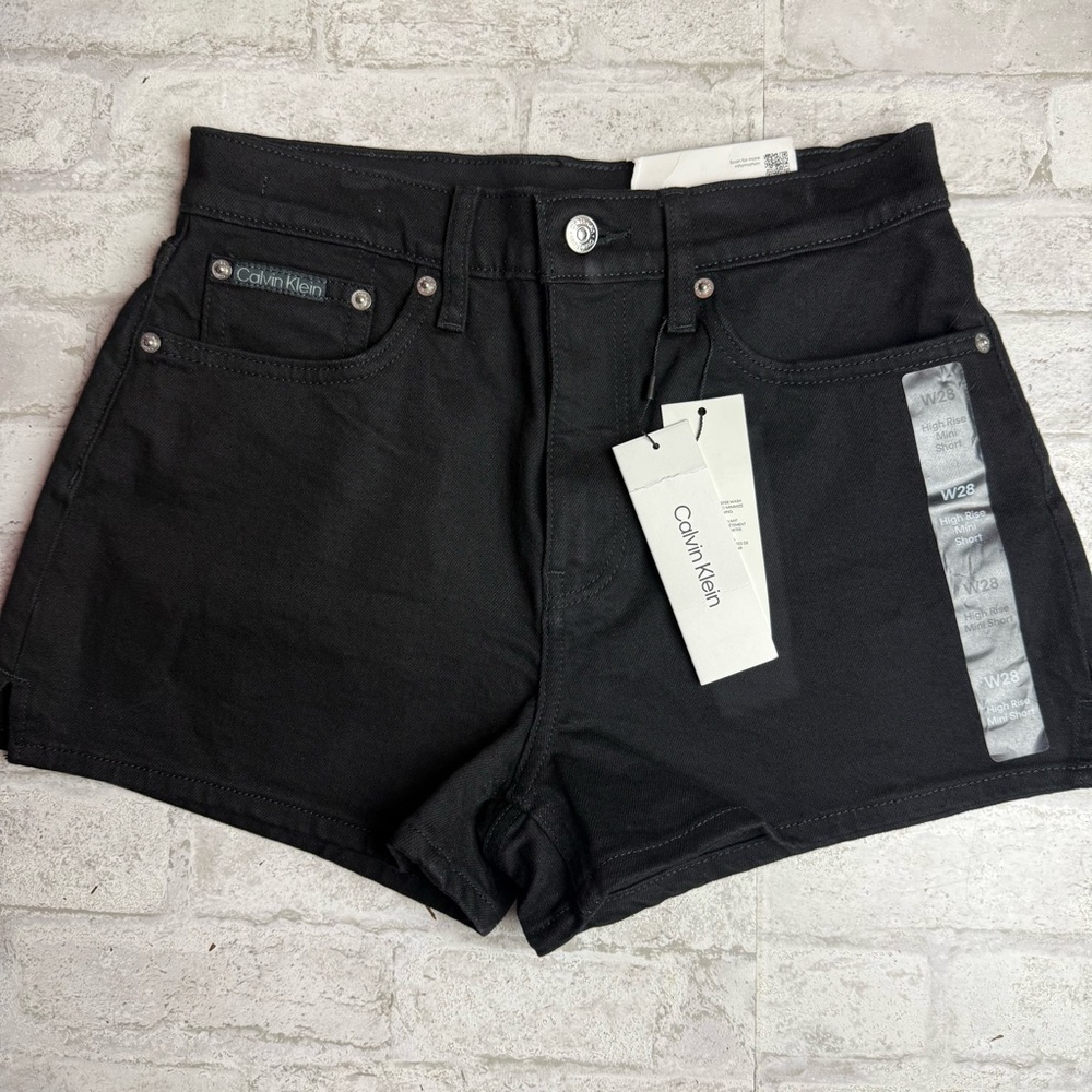 Calvin Klein Jean Shorts NEW NWOT Womens 28 Black Denim Jean High Rise😍